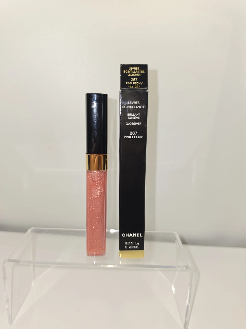 DISCONTINUED CHANEL Lèvres Scintillantes Glossimer- 267 Pink Peony